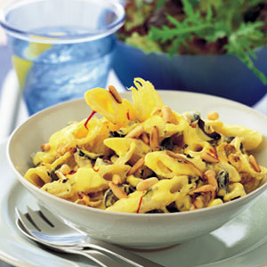 Golden penne with goat's cheese