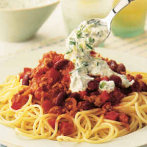Spicy chicken chilli with spaghetti | Reader's Digest New Zealand