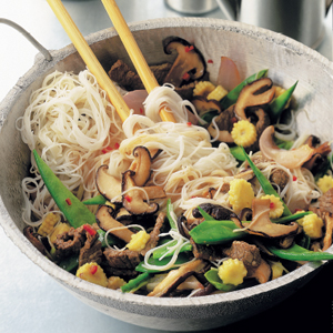 Stir-fried beef with noodles | Reader's Digest New Zealand