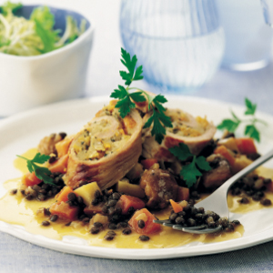Stuffed chicken rolls with lentils