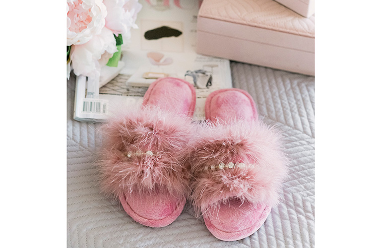 For the glamour mama