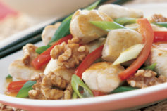 Chinese walnut chicken