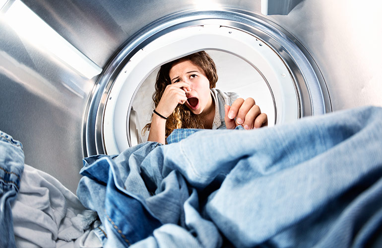 Clean mould from clothes