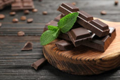 dark chocolate helps you de-stress