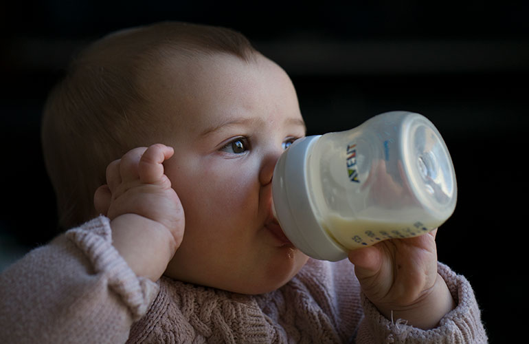 Cleaning baby bottles