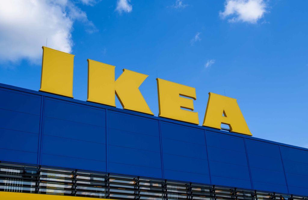 Meghan and Harry furnished their place in the early days with IKEA lamps and discount furniture