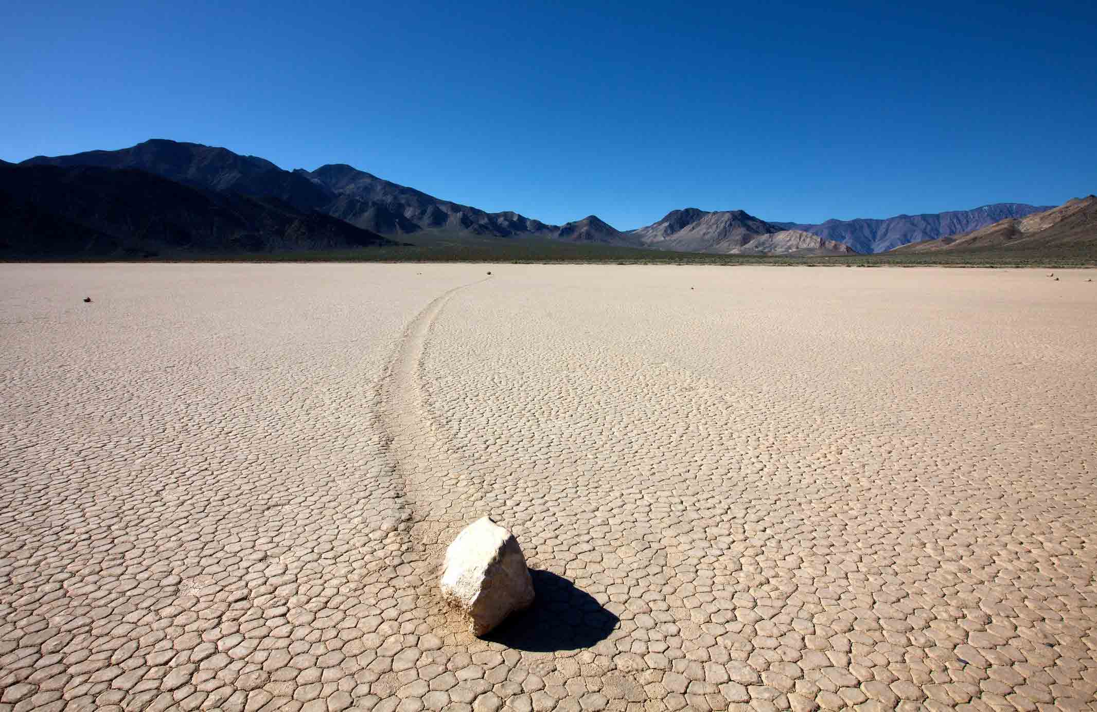 Sailing Stones
