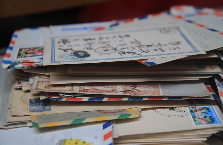 Personal mementos and art