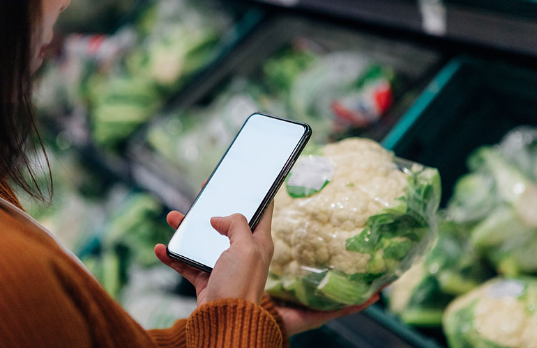 Keep a grocery list on your phone