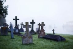 13 people who faked their own deaths