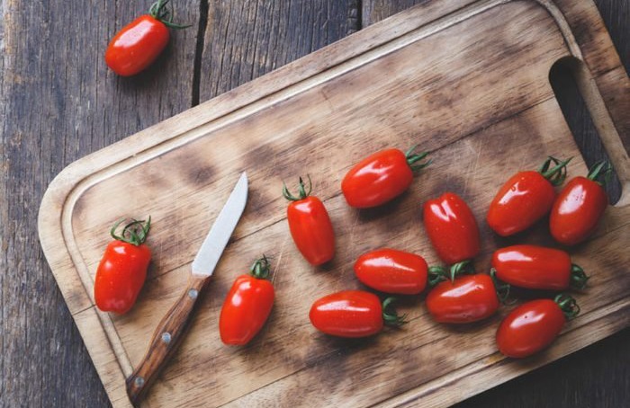 Tomato and tomato products: Enjoy some, avoid some