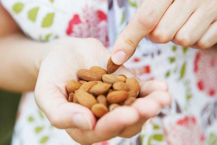 Almonds (28 grams = 6 grams of protein)