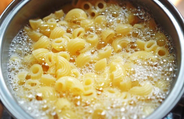 Cooking pasta in a tiny pot