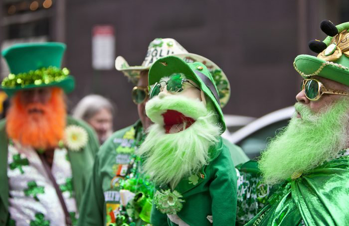 Pinching those not wearing green