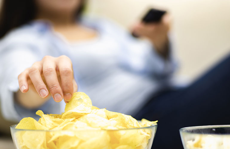 Eating chips before bedtime