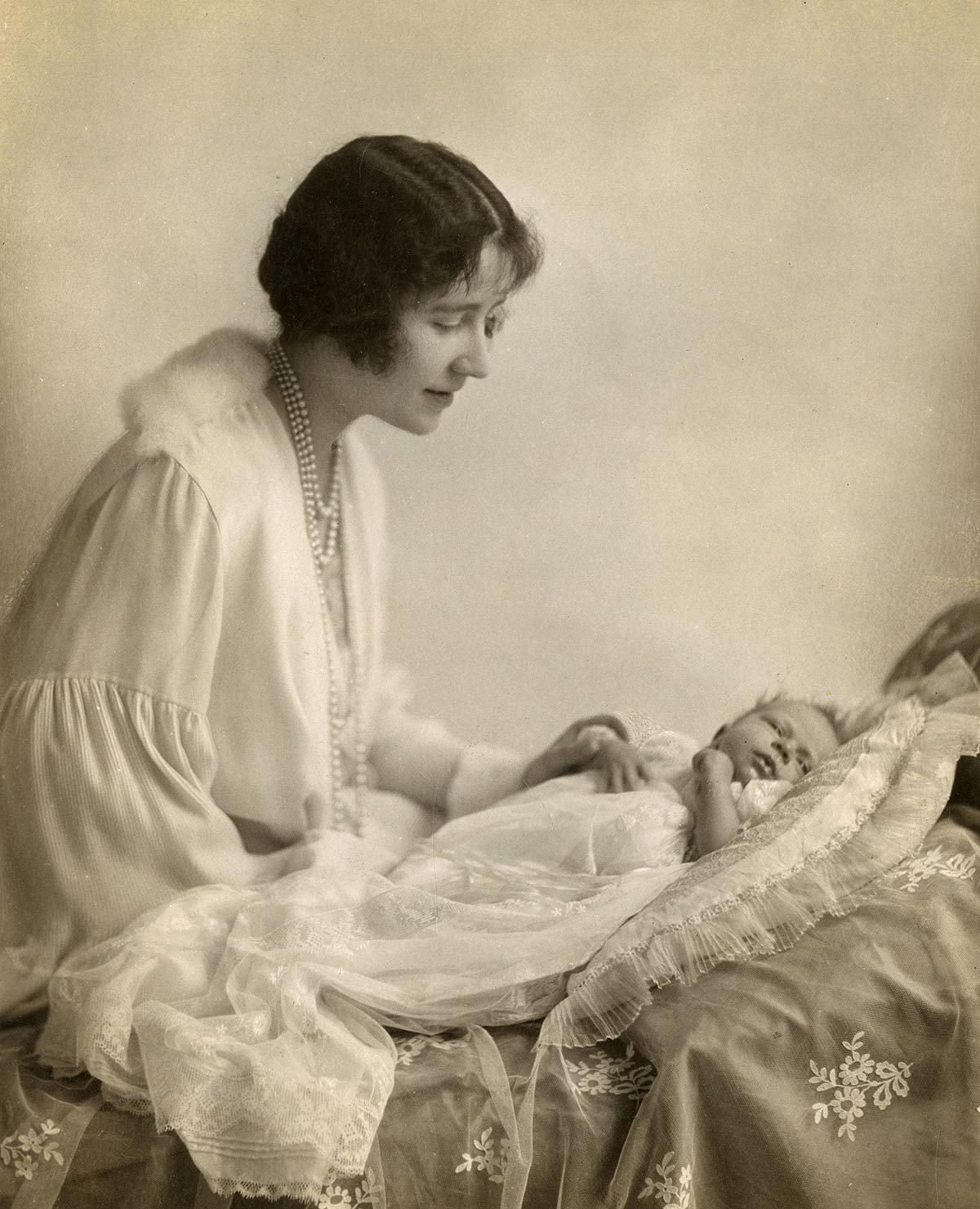 1926: Her Royal Highness Princess Elizabeth Alexandra Mary is born