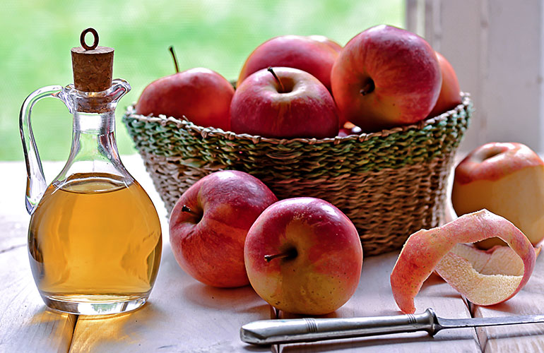 Apple cider vinegar face cleanser