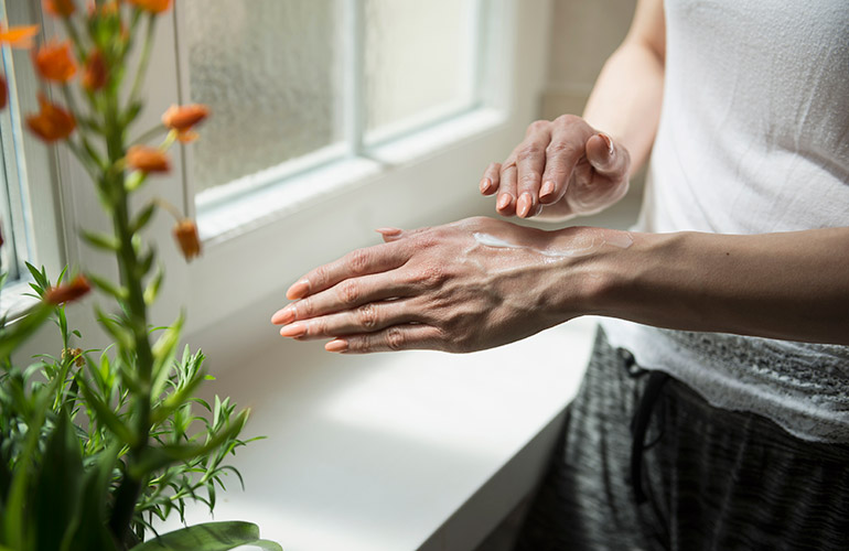 Oxybenzone