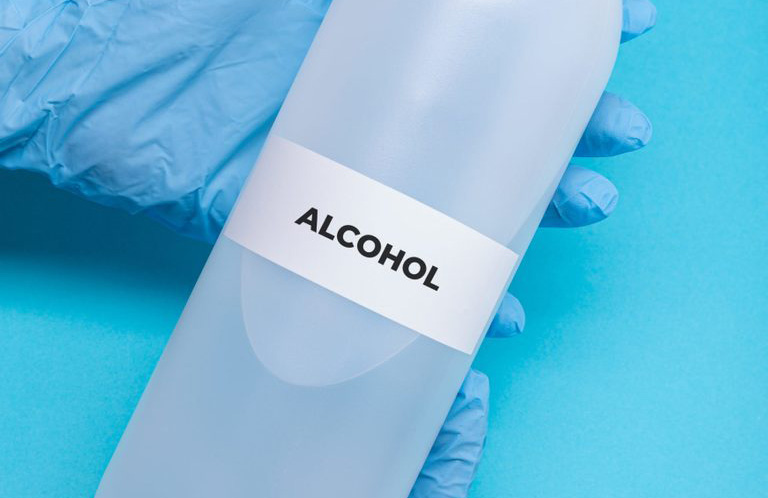 Uses for rubbing alcohol you never knew about
