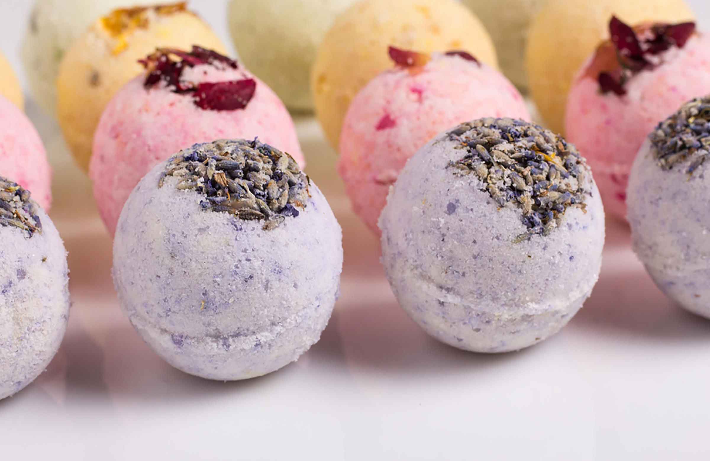 DIY bath bombs