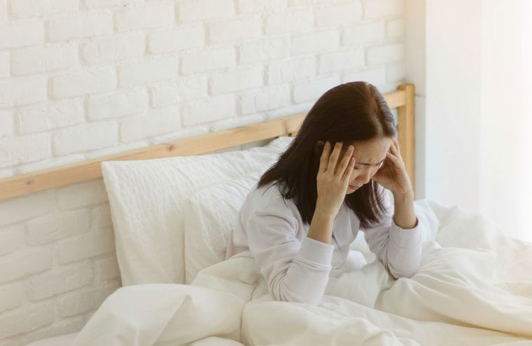 Shingles symptom: headache