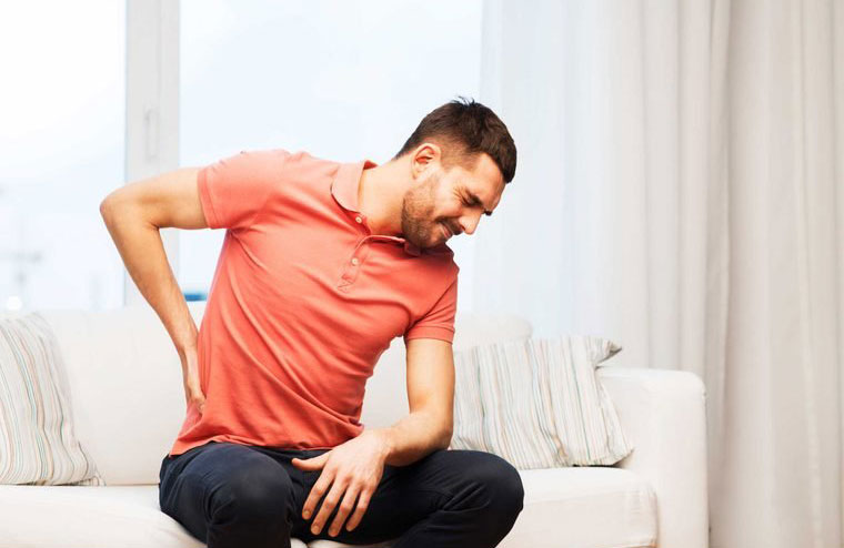 Shingles symptom: sharp, stabbing pain