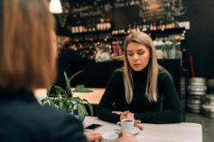 7 clues anyone can use to spot a liar