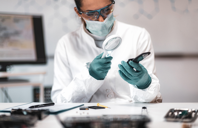 Crisis unfolds in US crime labs