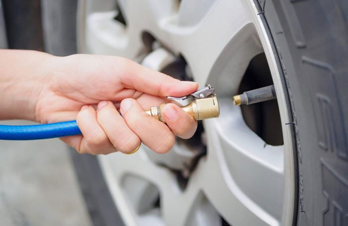 Drive on properly inflated tyres