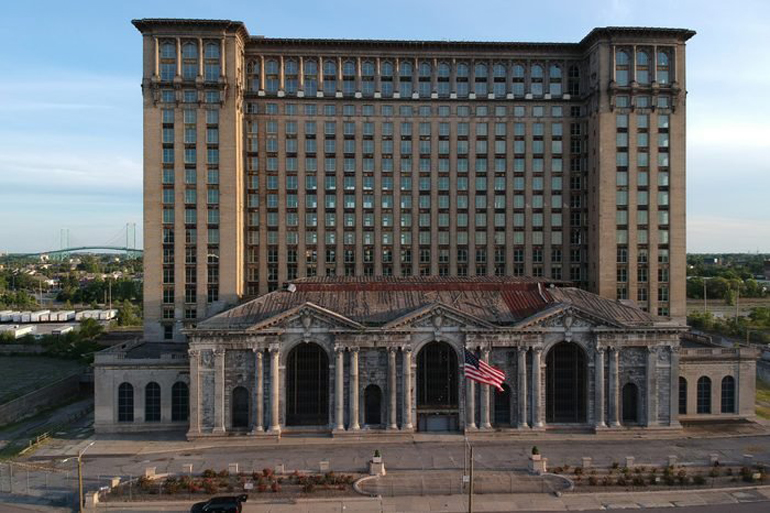 Michigan Central Station, Detroit, USA