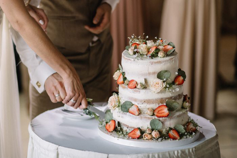 Serving a wedding cake