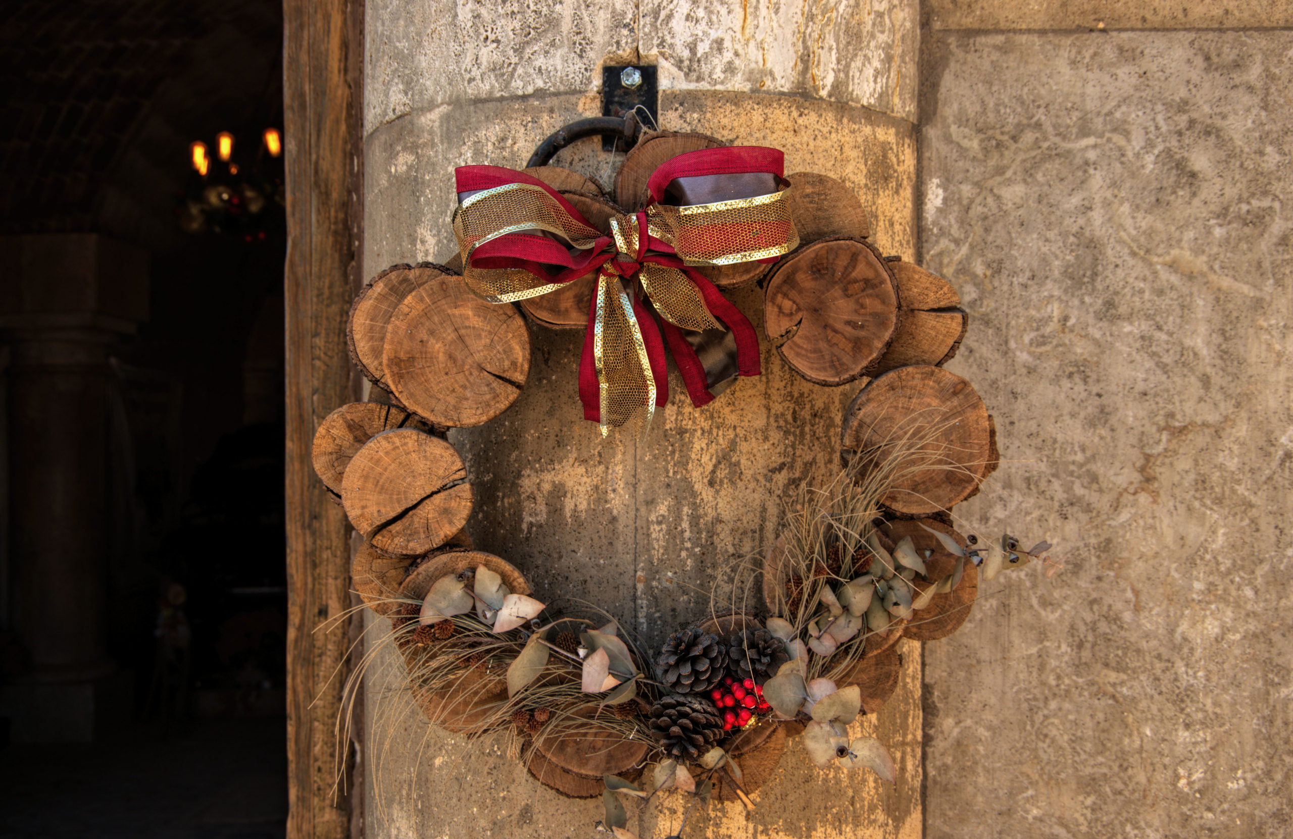 Wood slice Christmas wreath