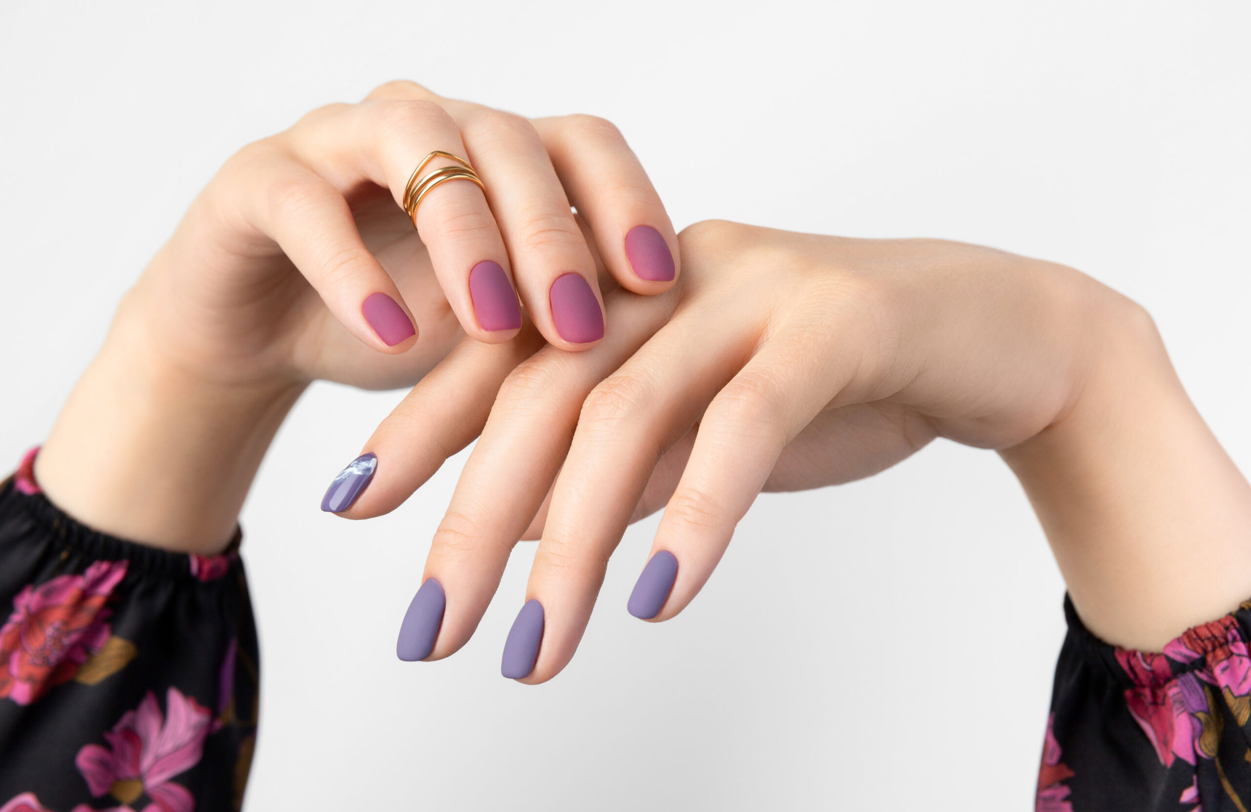 Matte nails