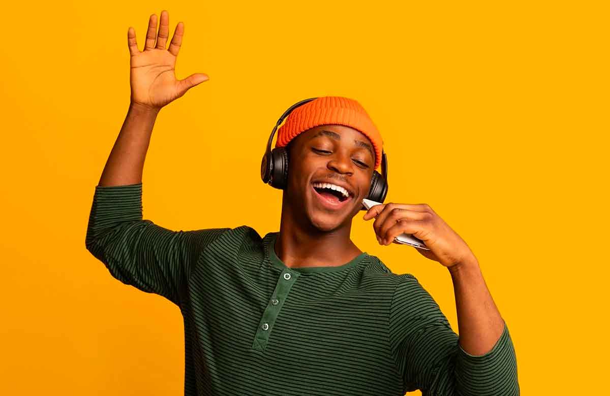 Play music