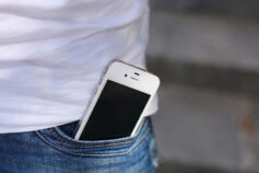8 places you should never keep your phone